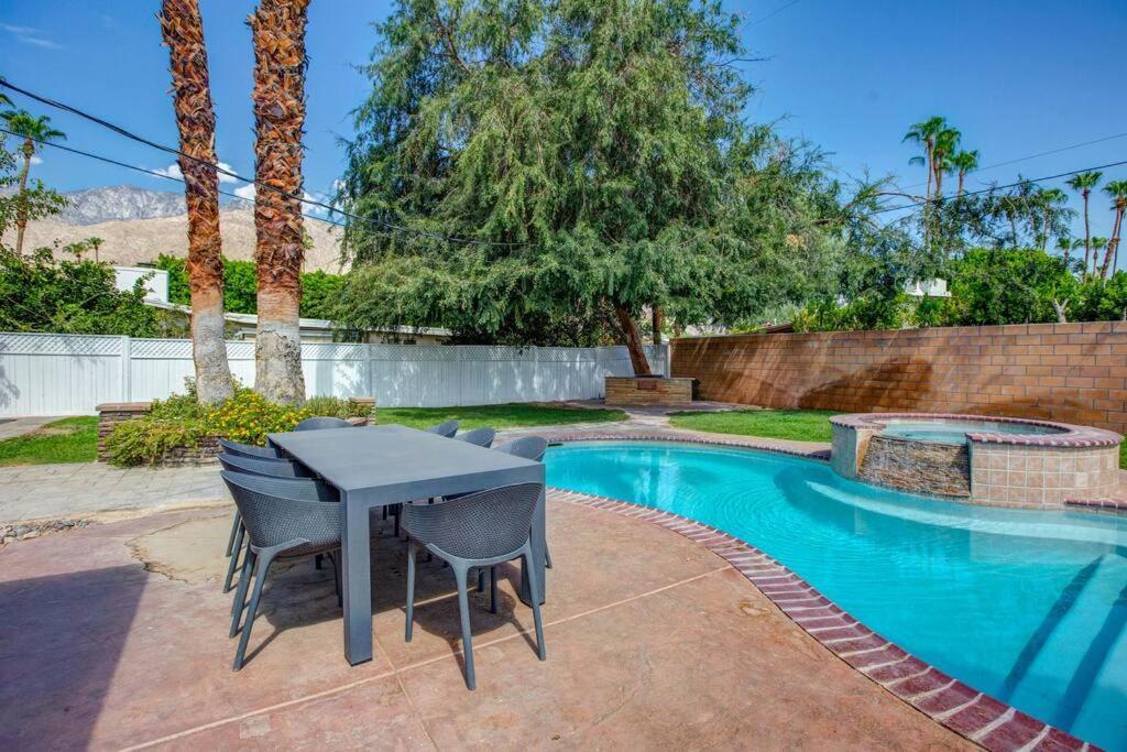 Close To Downtown Ps - Hike, Bike, Swim, Relax Palm Springs Eksteriør bilde